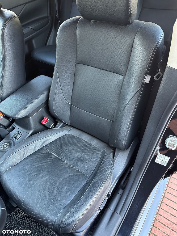 Mitsubishi Outlander - 27