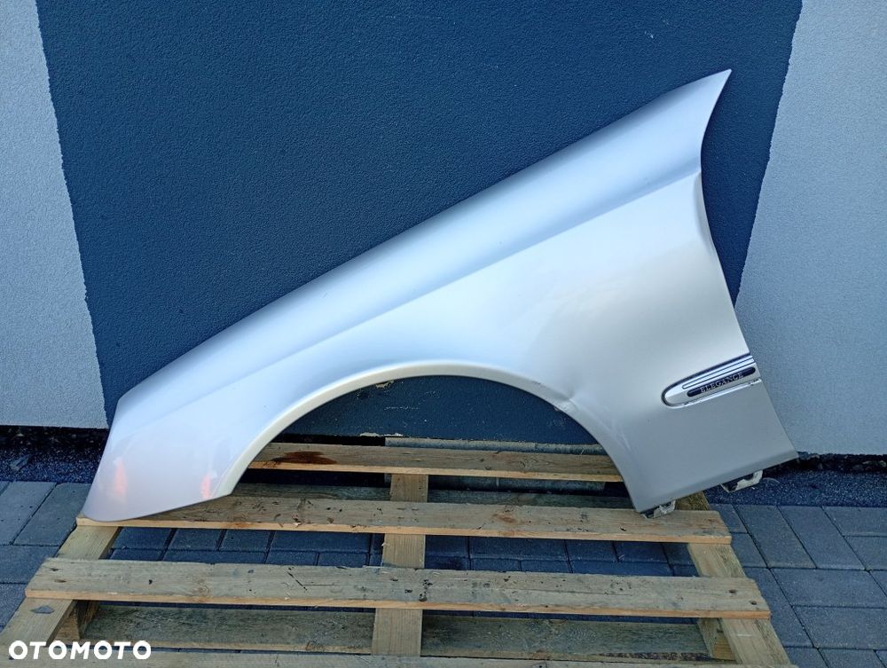 błotnik przedni lewy przód mercedes w211 e-klassa c744 - 1