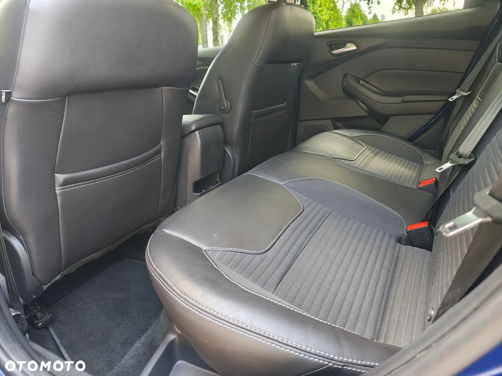 Ford Focus 1.5 EcoBoost Titanium ASS - 10