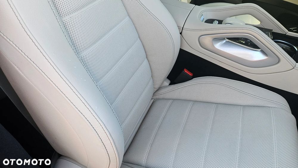 Mercedes-Benz GLE - 35