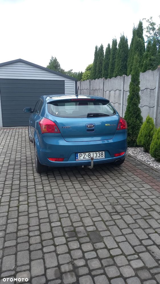 Kia Ceed - 7