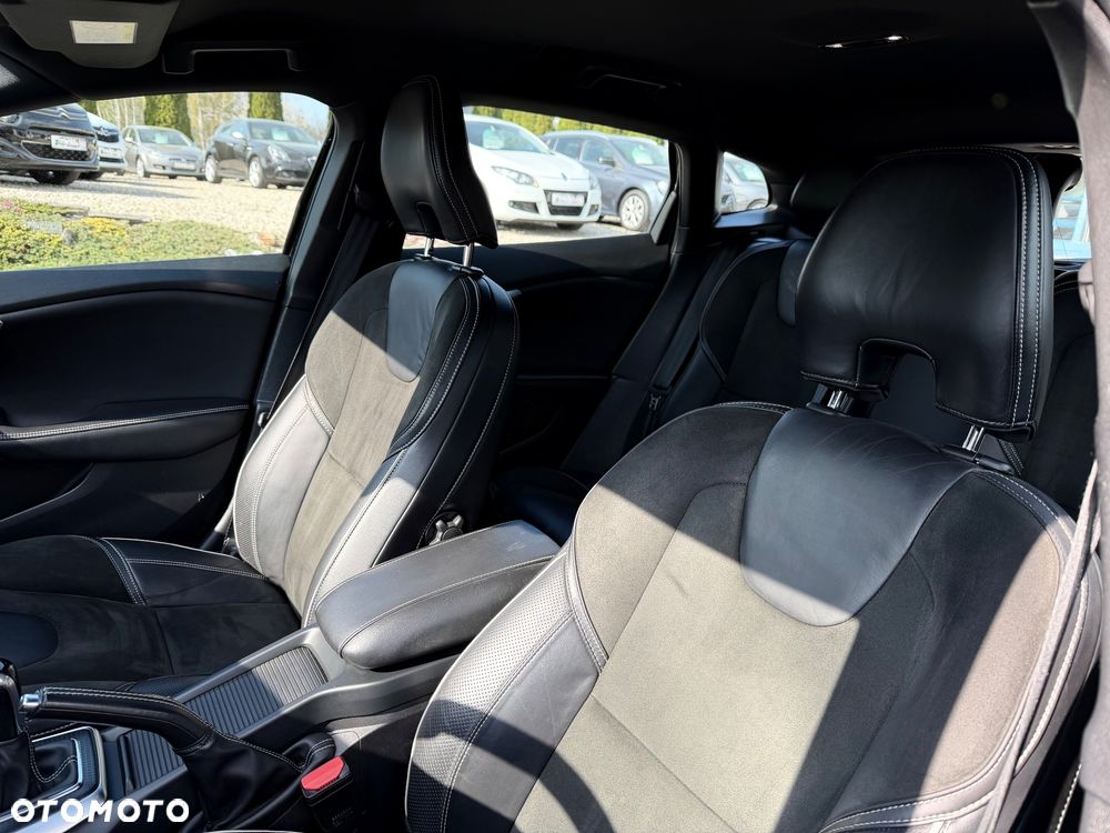 Volvo V40 D2 RDesign - 12