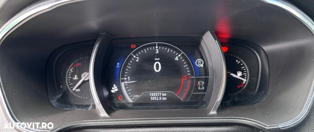 Renault Megane BLUE dCi 115 ZEN - 22