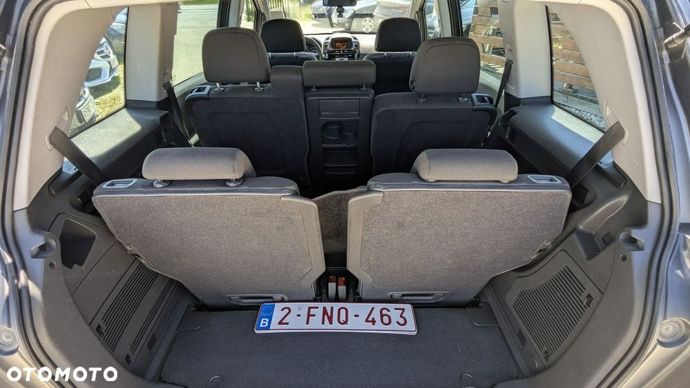 Opel Zafira - 36