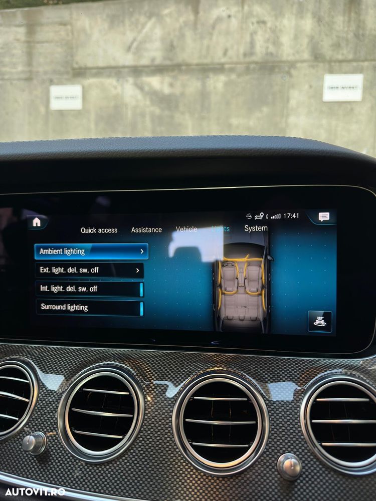 Mercedes-Benz E 300 4MATIC 9G-TRONIC AMG Line - 16