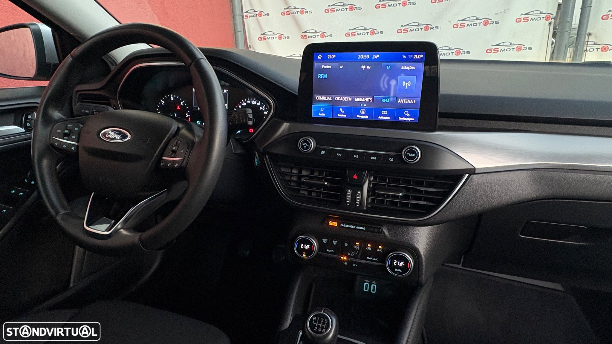 Ford Focus 1.5 TDCi EcoBlue ST-Line - 12