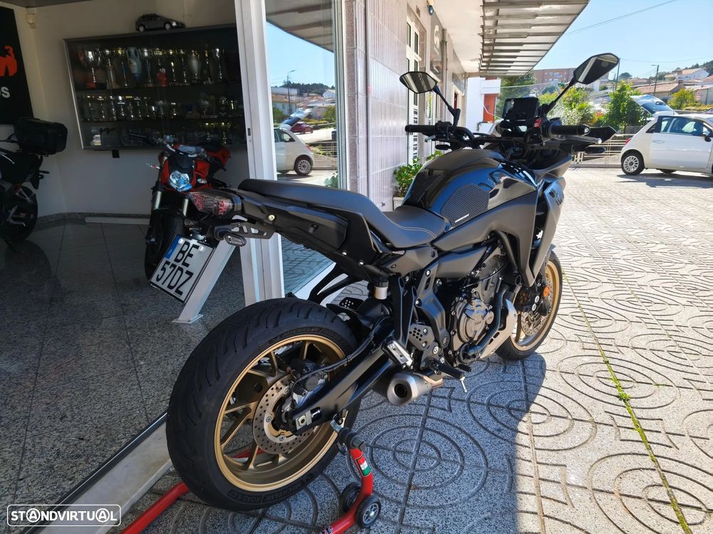Yamaha Tracer 7 Midnight Black - 4