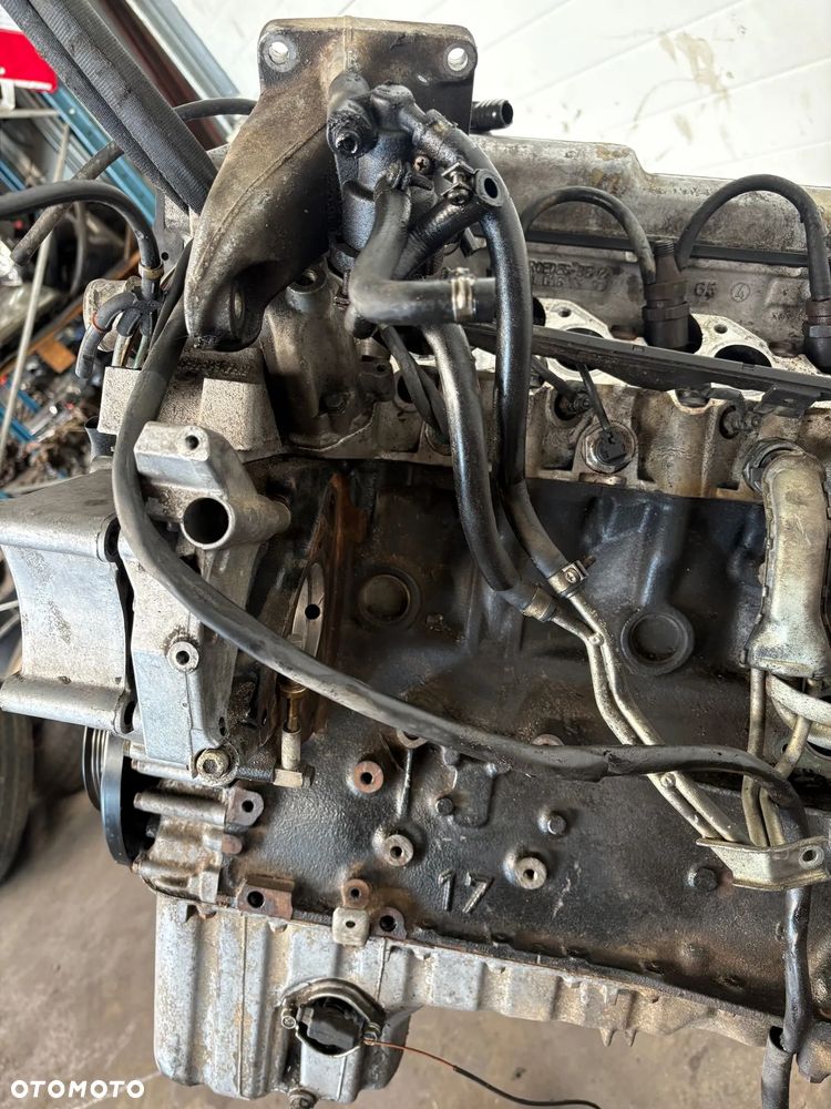 SILNIK MERCEDES W124 2,0 DIESEL (SŁUPEK) - 12
