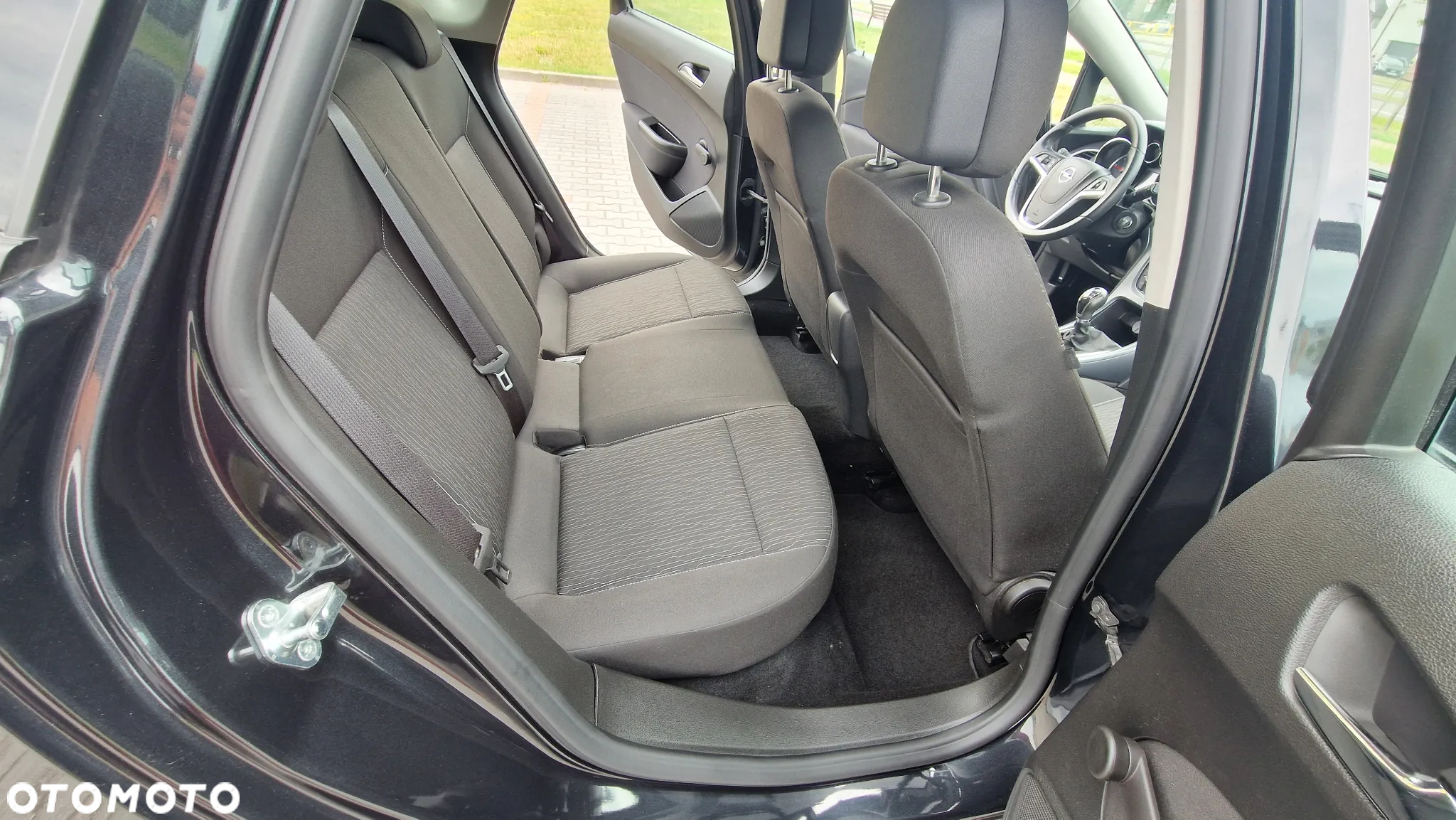 Opel Astra 1.7 CDTI DPF Color Edition - 11