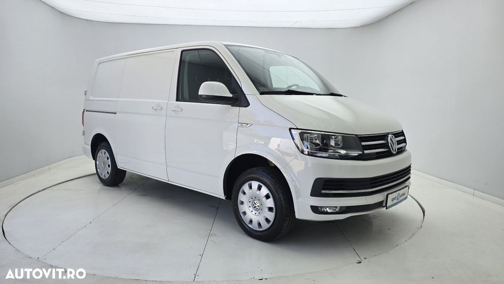 Volkswagen Transporter - 4