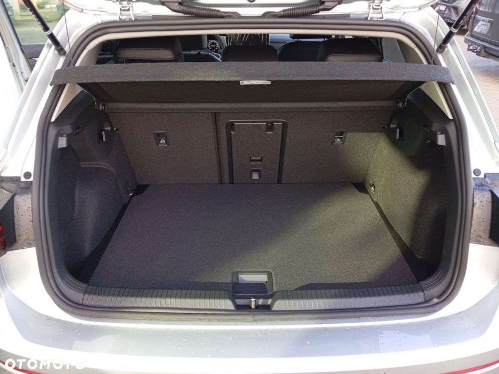 Volkswagen Golf - 20