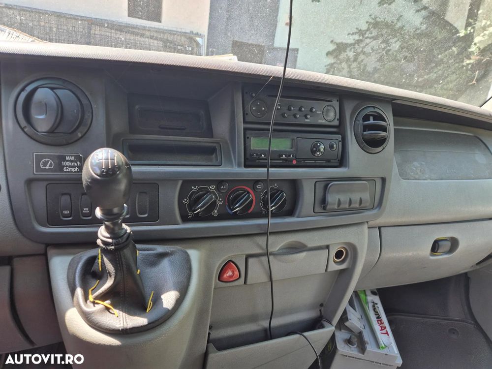 Renault Master 2.5 dCi 120 FAP L1H1 Minibus - 9