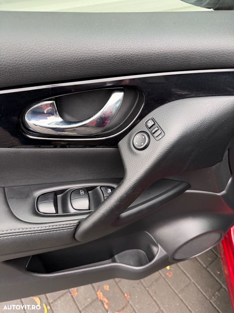 Nissan Qashqai 1.6 DCI TEKNA - 12