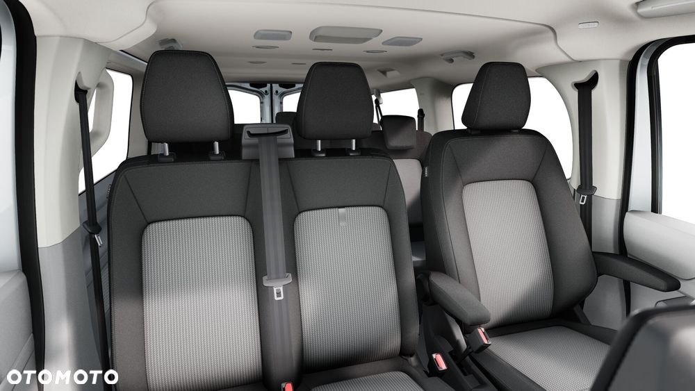 Volkswagen Caravelle - 7