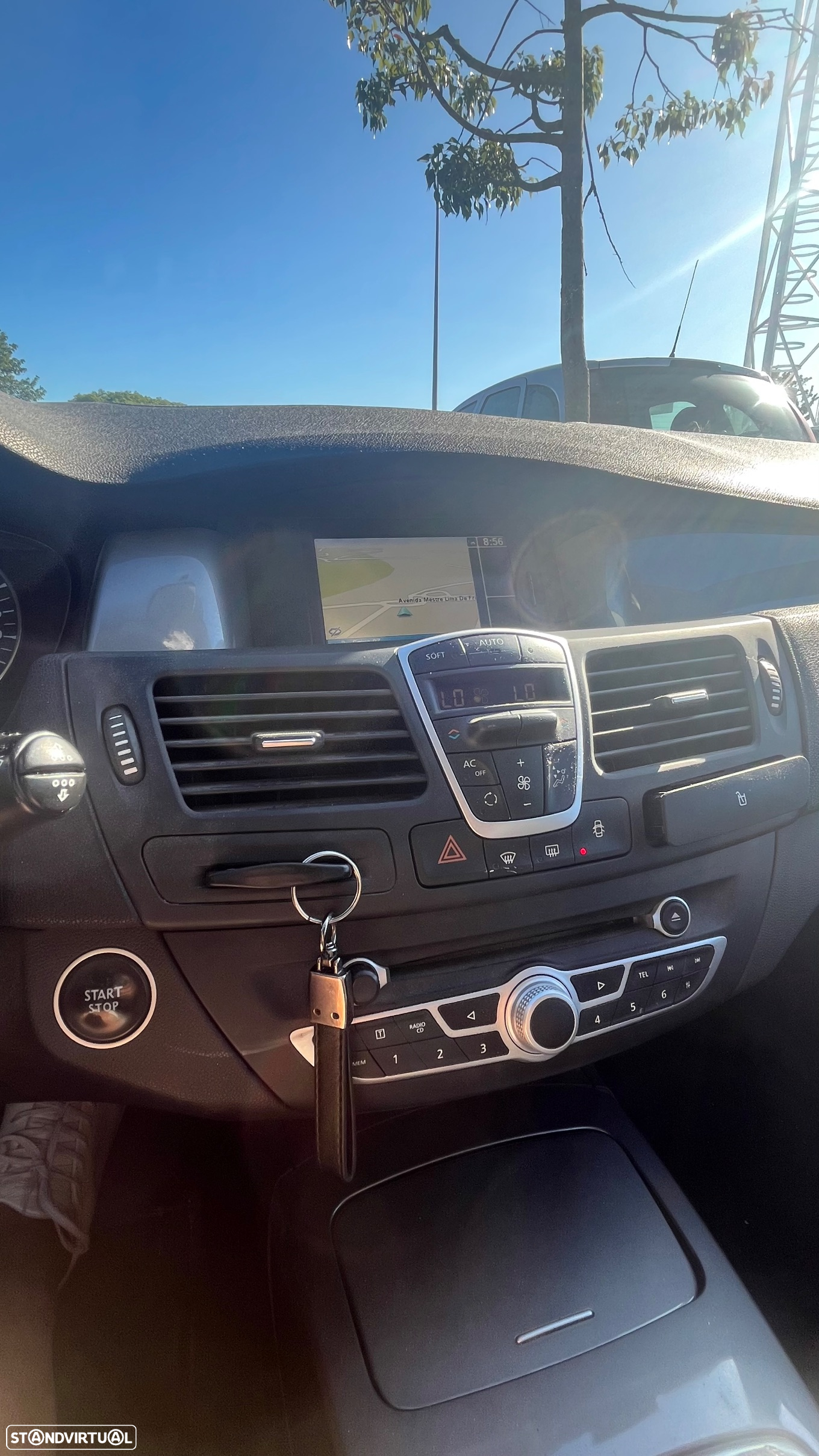 Renault Laguna Break 2.0 dCi Dynamique S 4control - 6