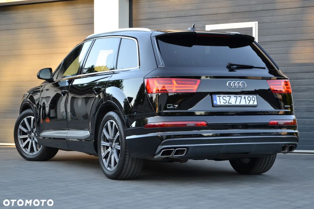 Audi Q7 3.0 TDI ultra Quattro Tiptronic - 4