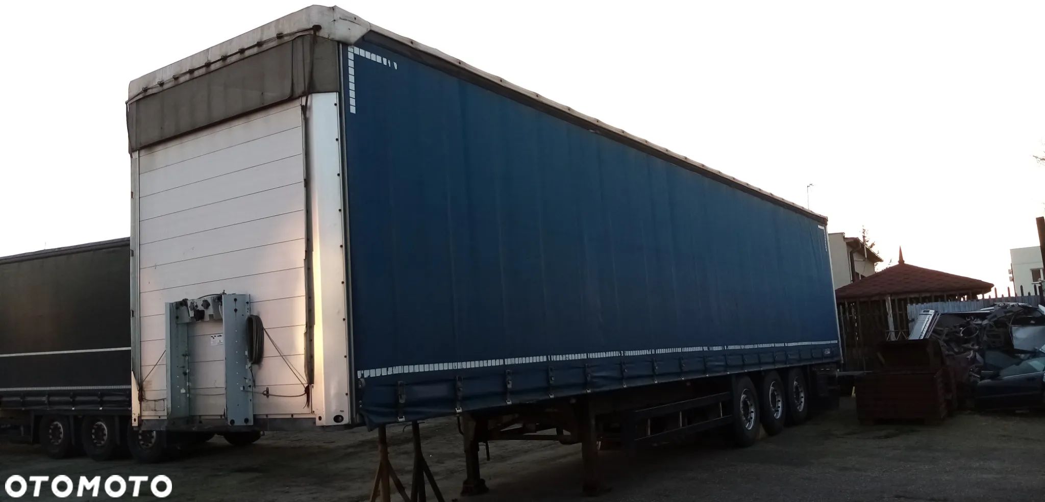 Schmitz Cargobull Standard/ XL/ Osie Schmitz/ Oś Podnoszona/ - 1