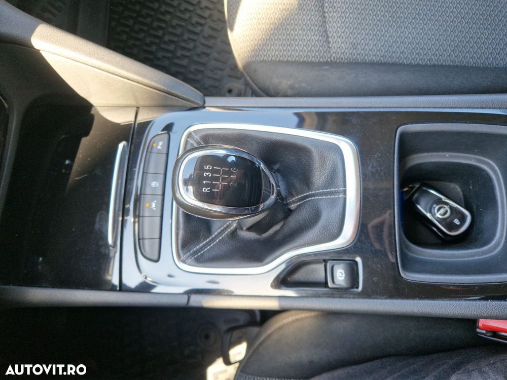 Opel Insignia 2.0 CDTI Start/Stop - 17