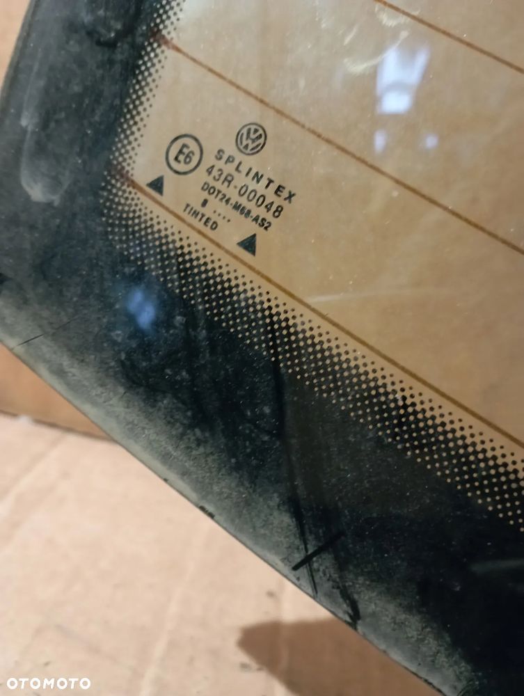 Szyba tylna VW Bora Sedan - 2