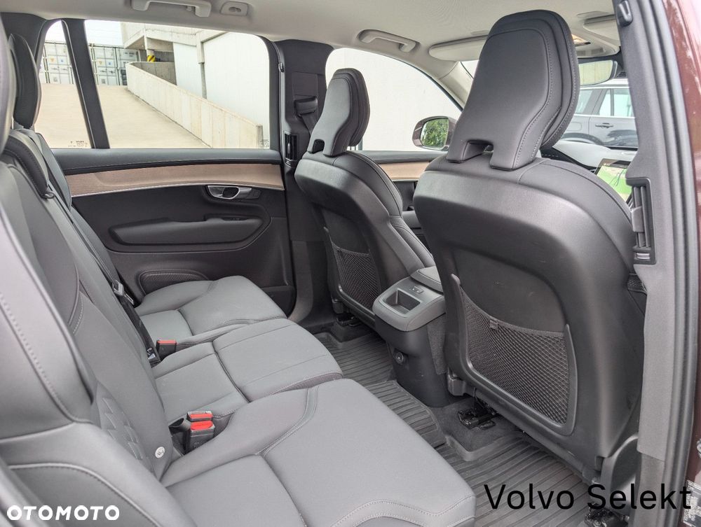 Volvo XC 90 - 22