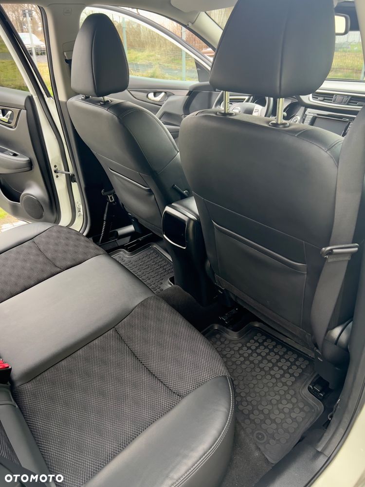 Nissan Qashqai 1.6 DIG-T Tekna - 11
