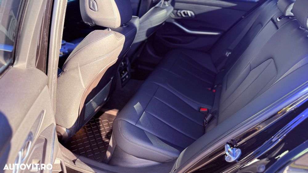 BMW Seria 3 330i xDrive Aut. Sport Line - 20