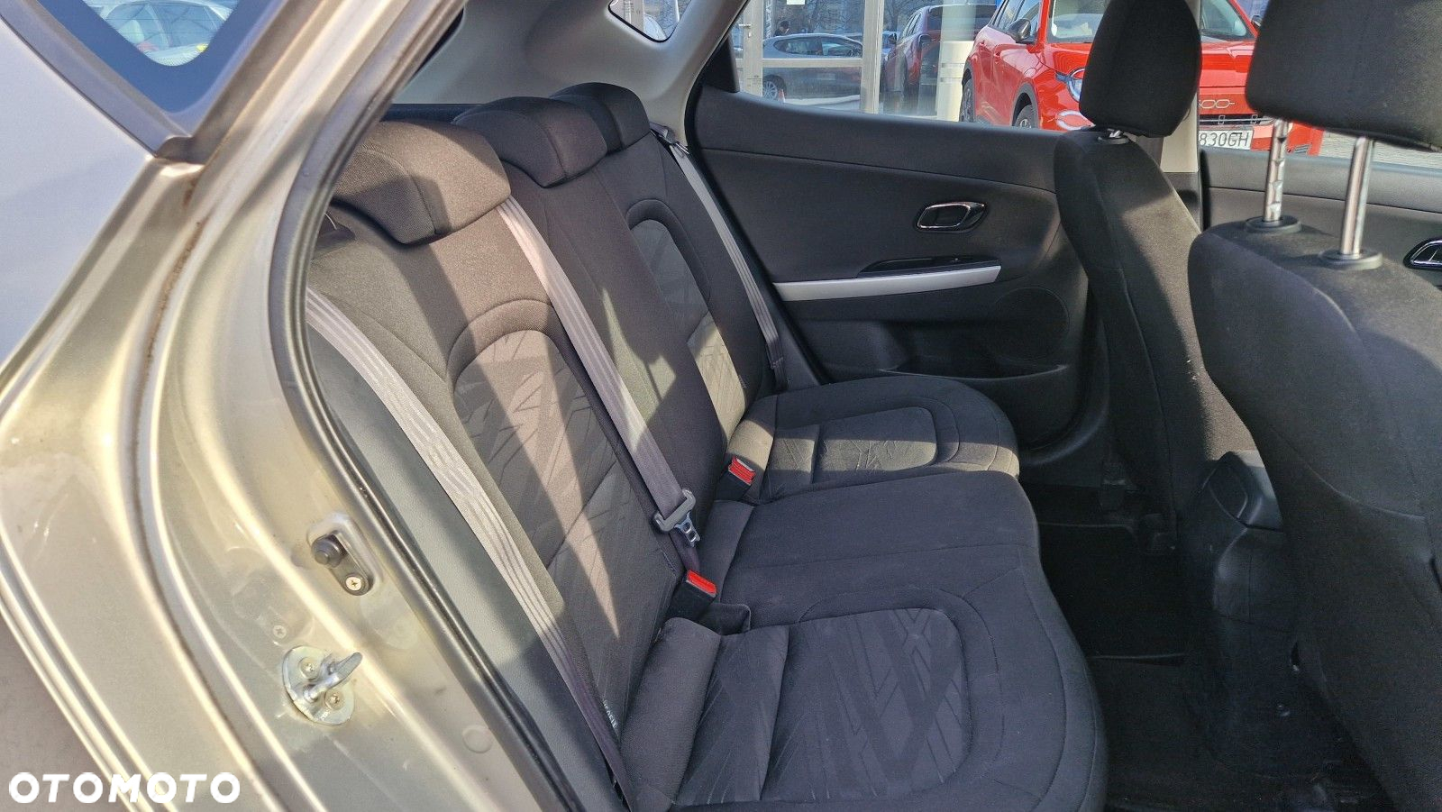 Kia Ceed - 16