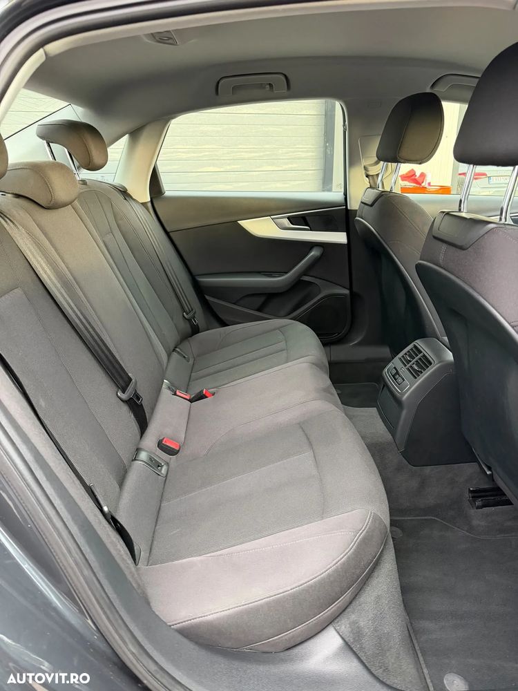 Audi A4 Limuzina 2.0 TDI quattro S tronic Sport - 11