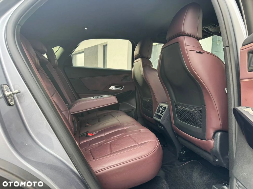 DS Automobiles DS 7 Crossback 2.0 BlueHDi Performance Line + - 27