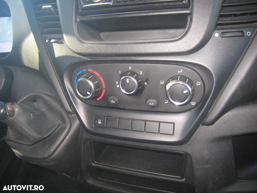 Iveco DAILY 35 C 13 ,  7 LOC. BASCULABIL , CLIMA . - 35
