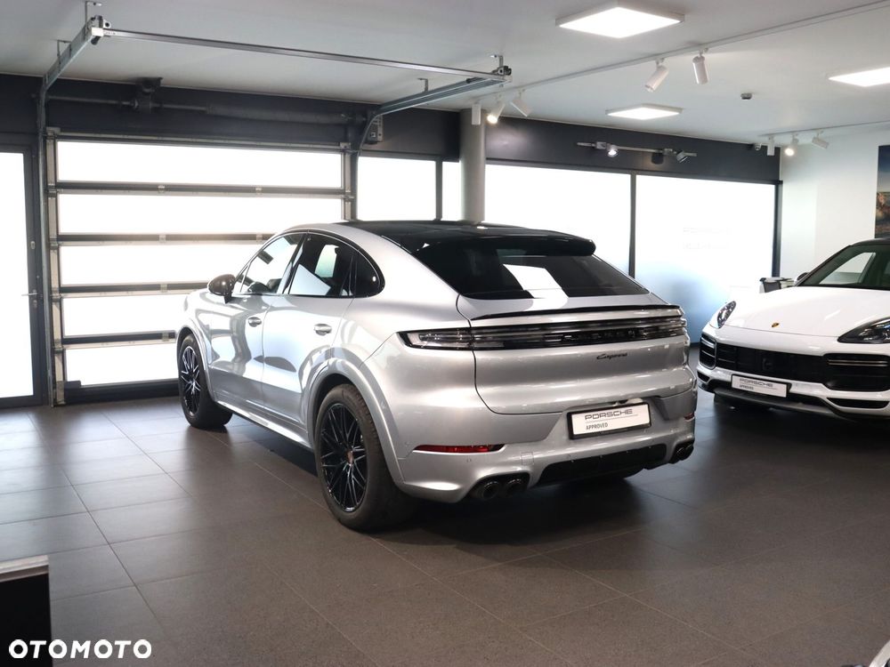 Porsche Cayenne Standard - 3
