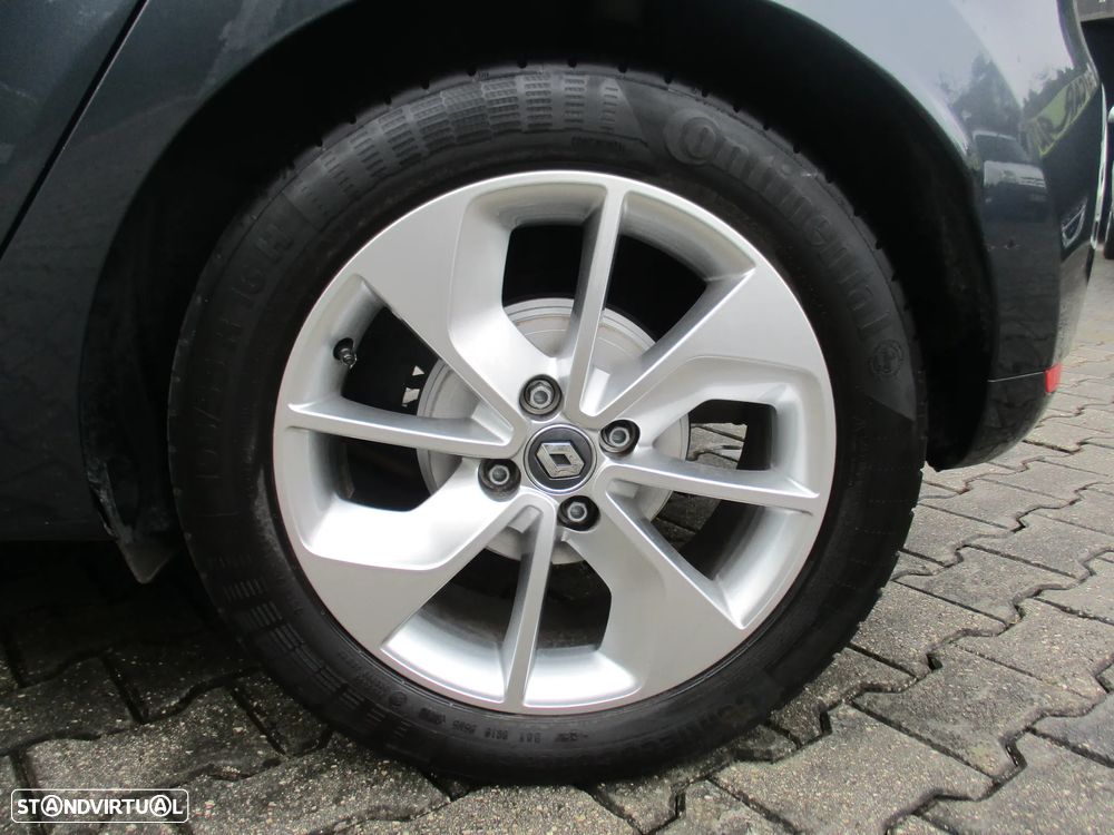 Renault Clio 0.9 TCe Limited - 25