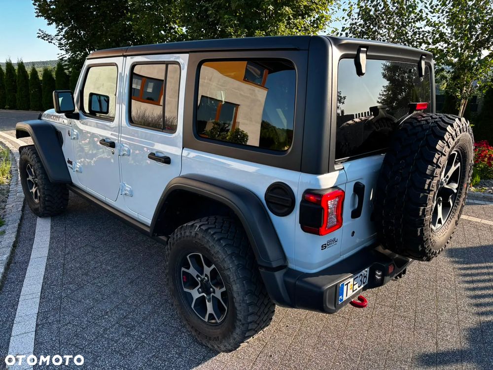 Jeep Wrangler - 4