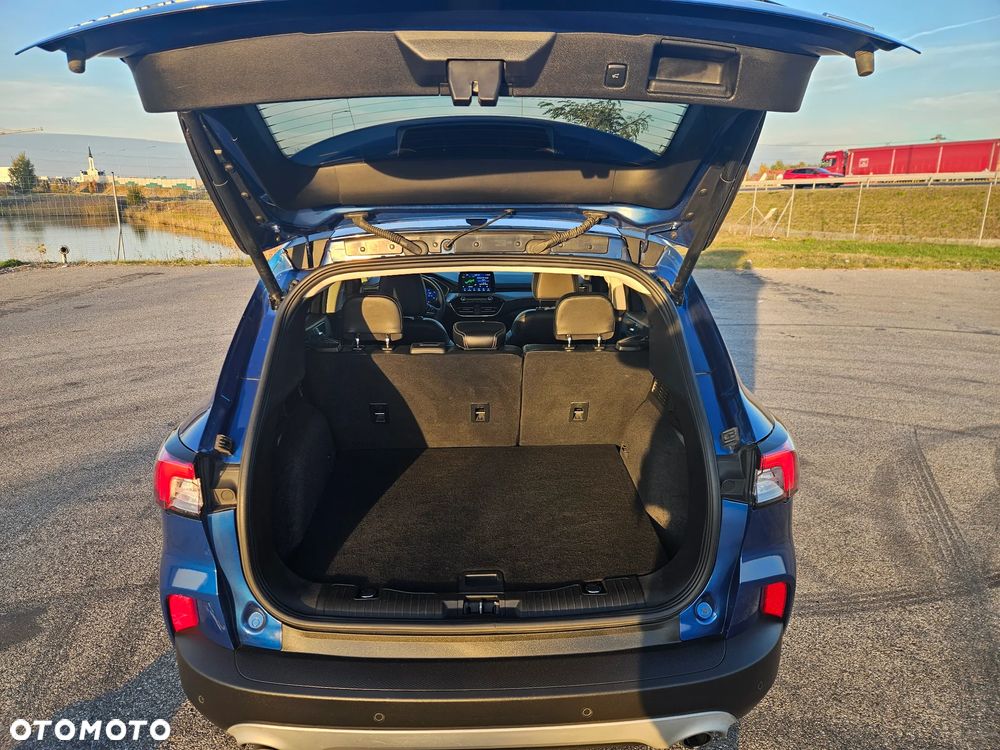 Ford Kuga 2.5 Duratec FHEV TITANIUM - 13