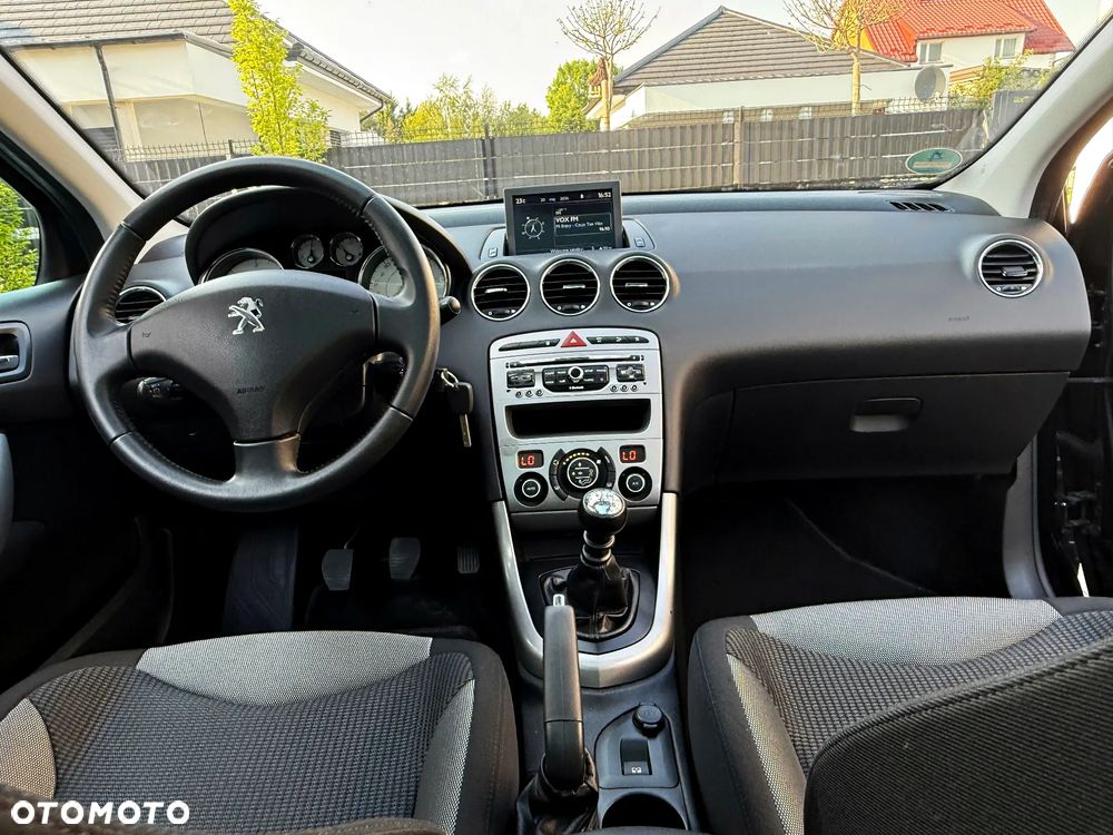 Peugeot 308 HDi FAP 150 Business Line Niveau 2 - 16