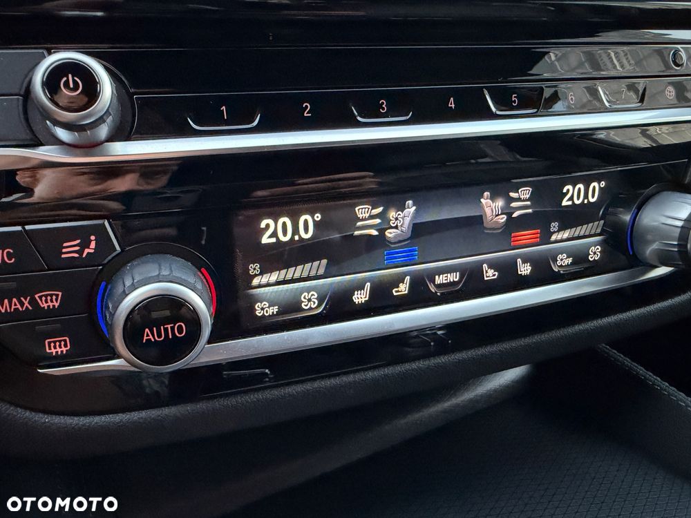 BMW Seria 5 520d xDrive MHEV M Sport sport - 8