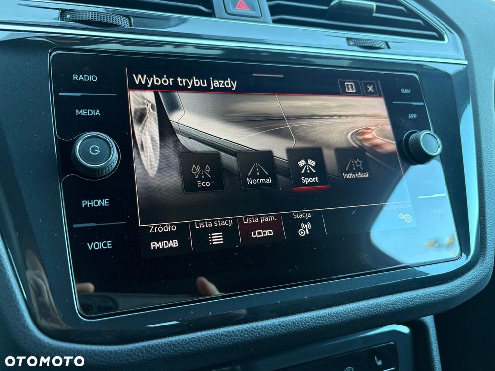 Volkswagen Tiguan 2.0 TSI 4Mot R-Line DSG - 29