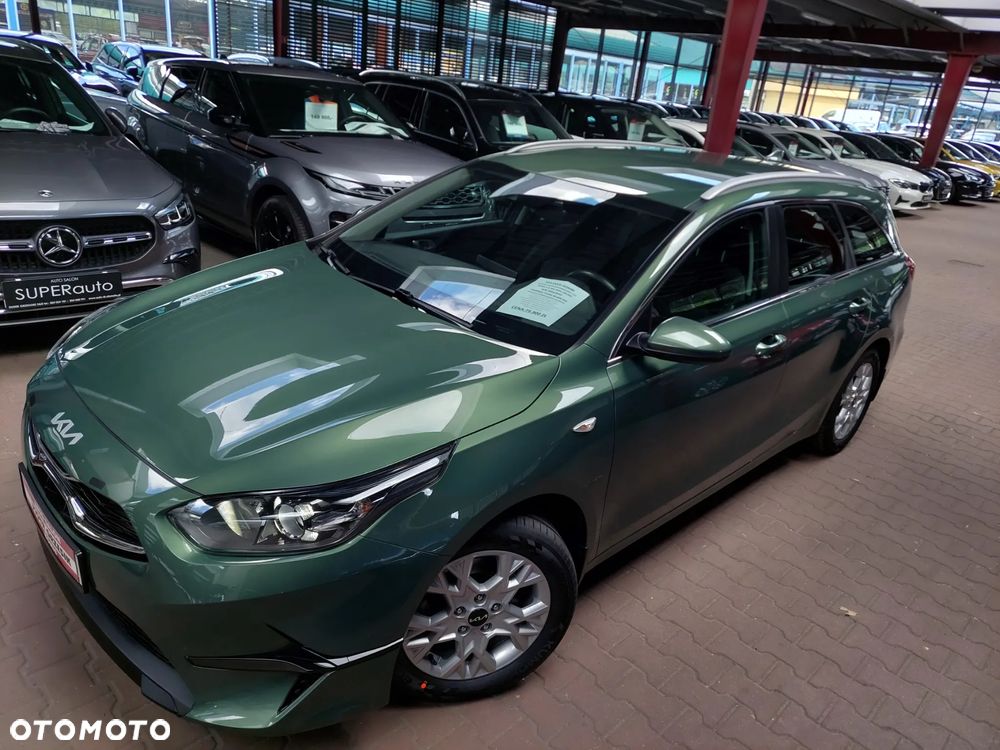 Kia Ceed 1.5 T-GDI M - 2