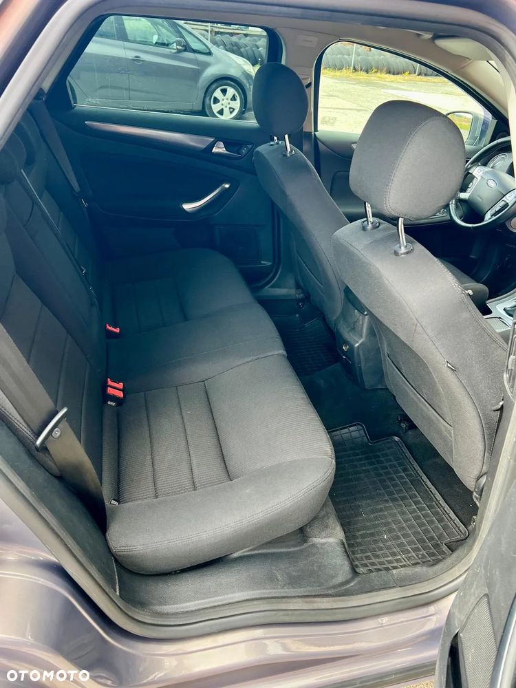 Ford Mondeo 2.2 TDCi Titanium - 10