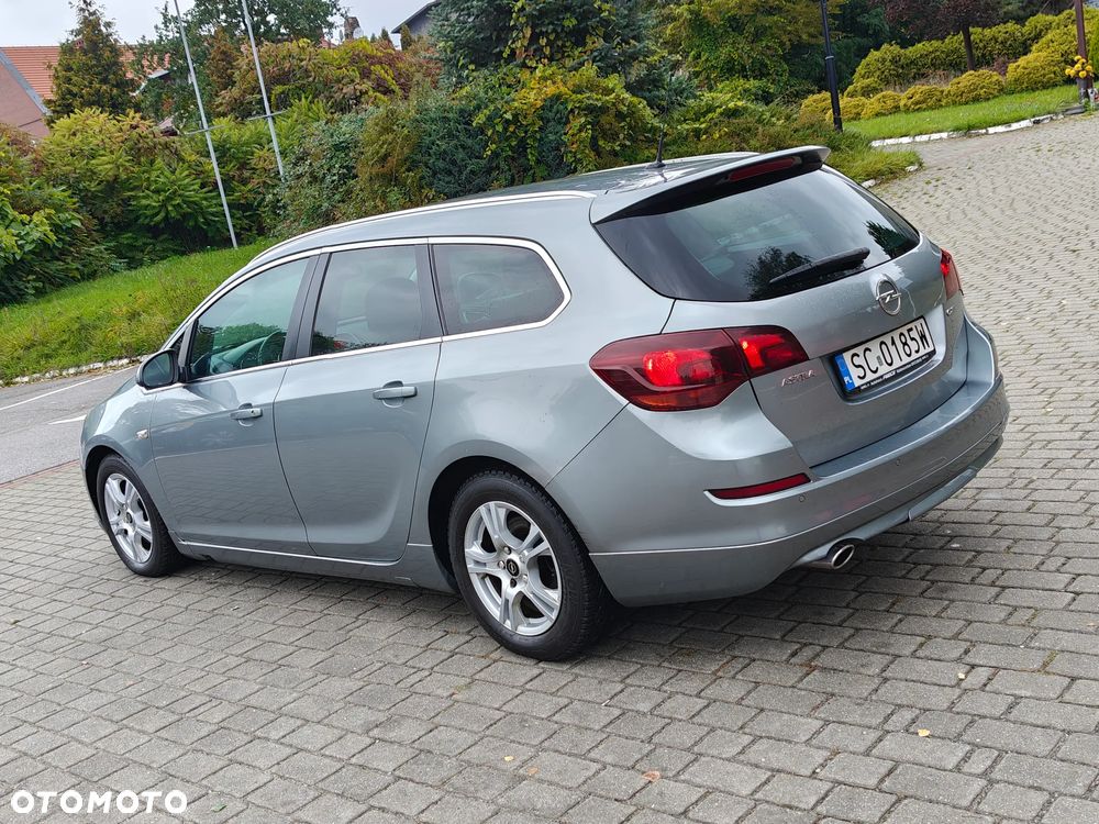 Opel Astra 2.0 CDTI DPF Cosmo - 16