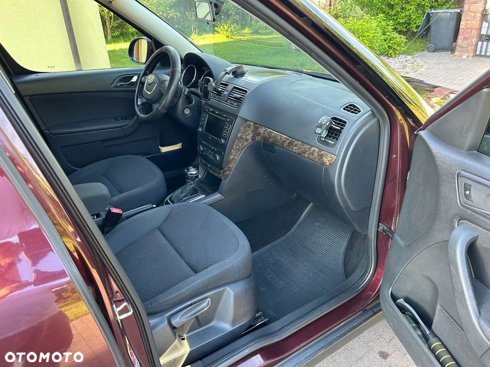 Skoda Yeti 2.0 TDI DPF 4x4 Experience DSG - 6