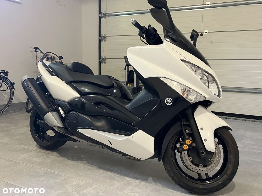 Yamaha Tmax - 1