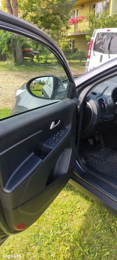 Kia Sportage - 16