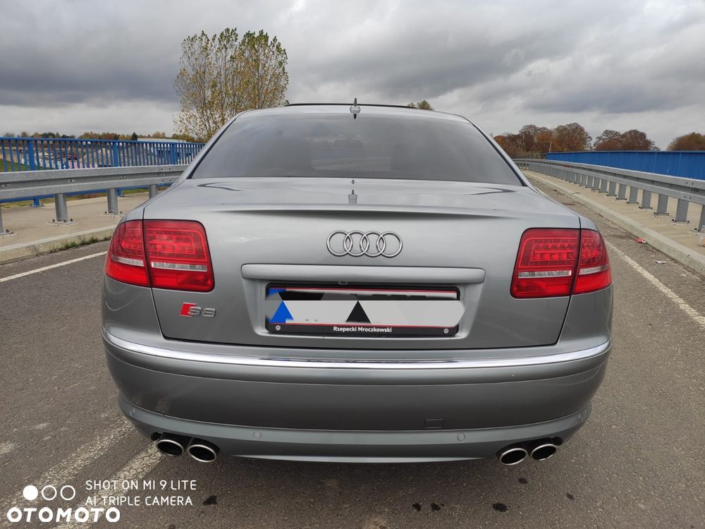 Audi S8 - 19