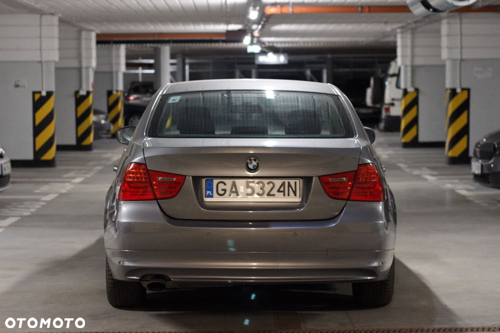 BMW Seria 3 318i Edition Lifestyle - 6
