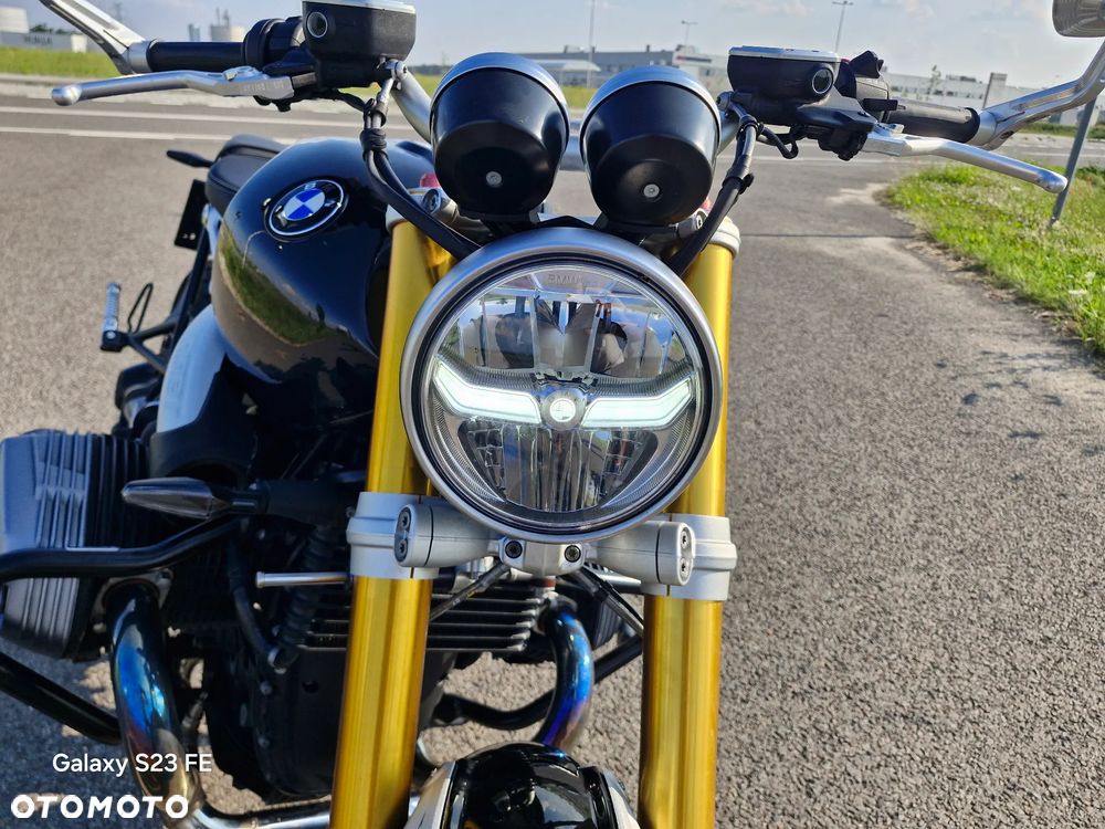 BMW R - 16
