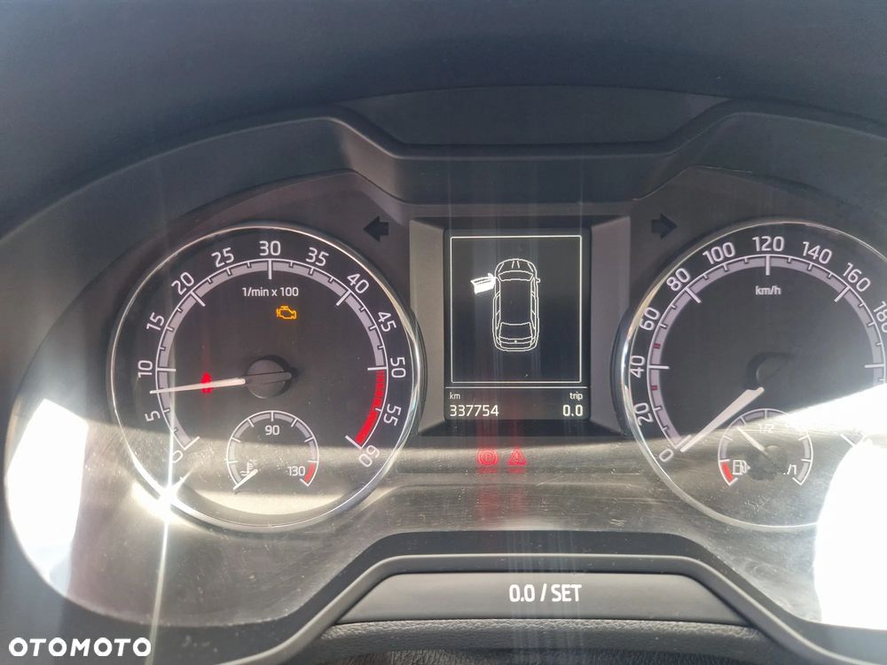 Skoda Octavia 2.0 TDI DSG Ambition - 7