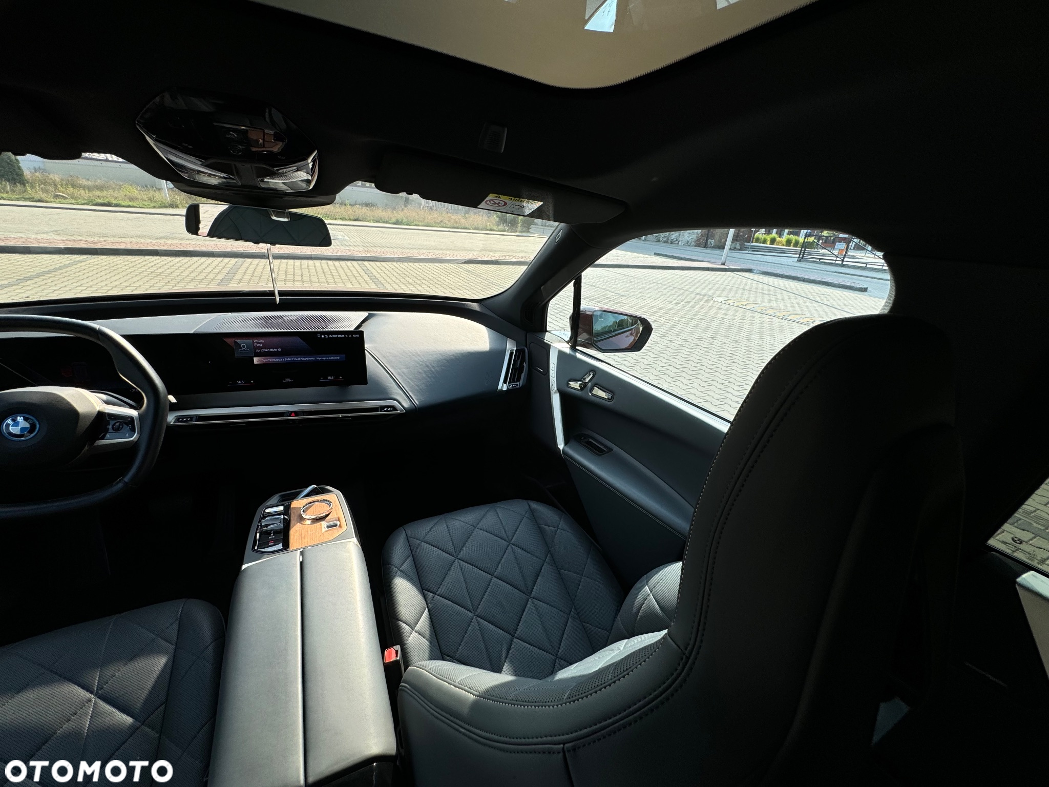 BMW iX xDrive40 76.6kWh Signature - 25