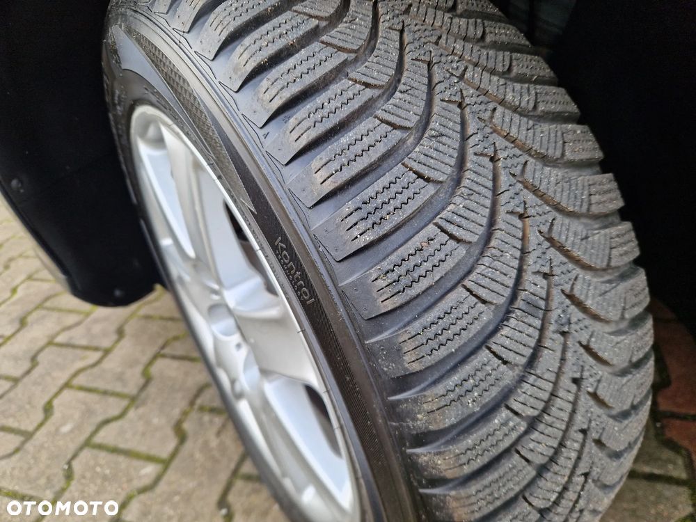 Volkswagen Passat 1.9 TDI Comfortline - 28