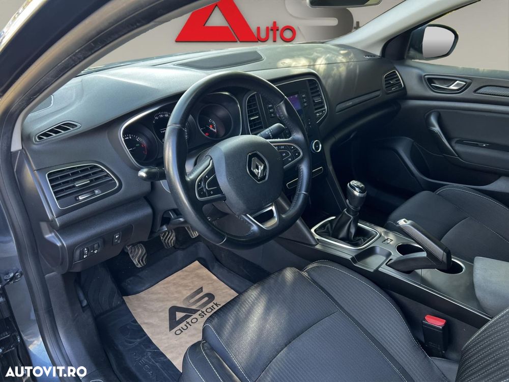 Renault Megane TCe Life - 9